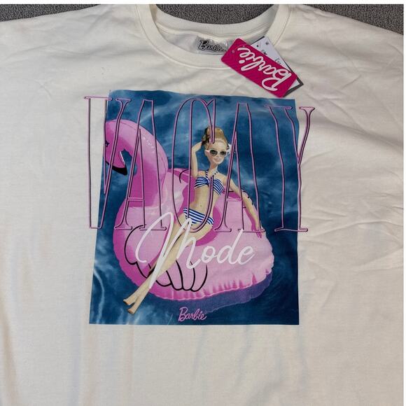 NWT Barbie Sweatshirt Crewneck Vacay Mode Graphic White Size 3X - Picture 3 of 8
